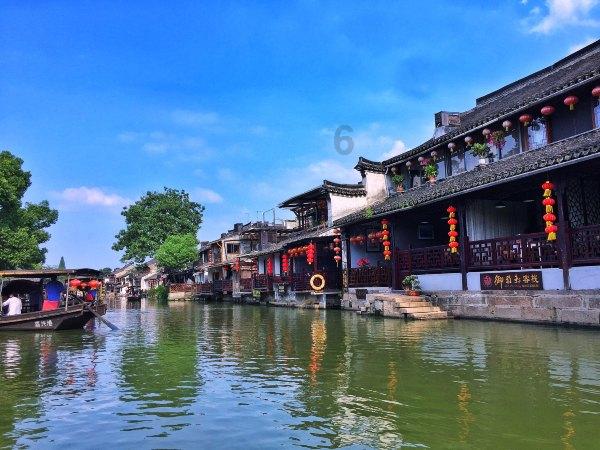 在电视剧长歌行中，长歌母亲死因是什么？